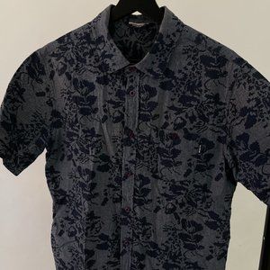 Undefeated Mens Short Sleeve Floral Chambray